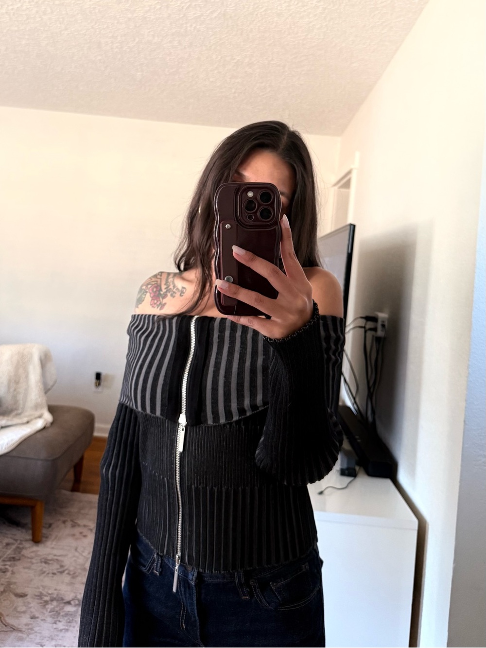 Ribbed Off-Shoulder Zip-Front Women’s Sweater - Black
